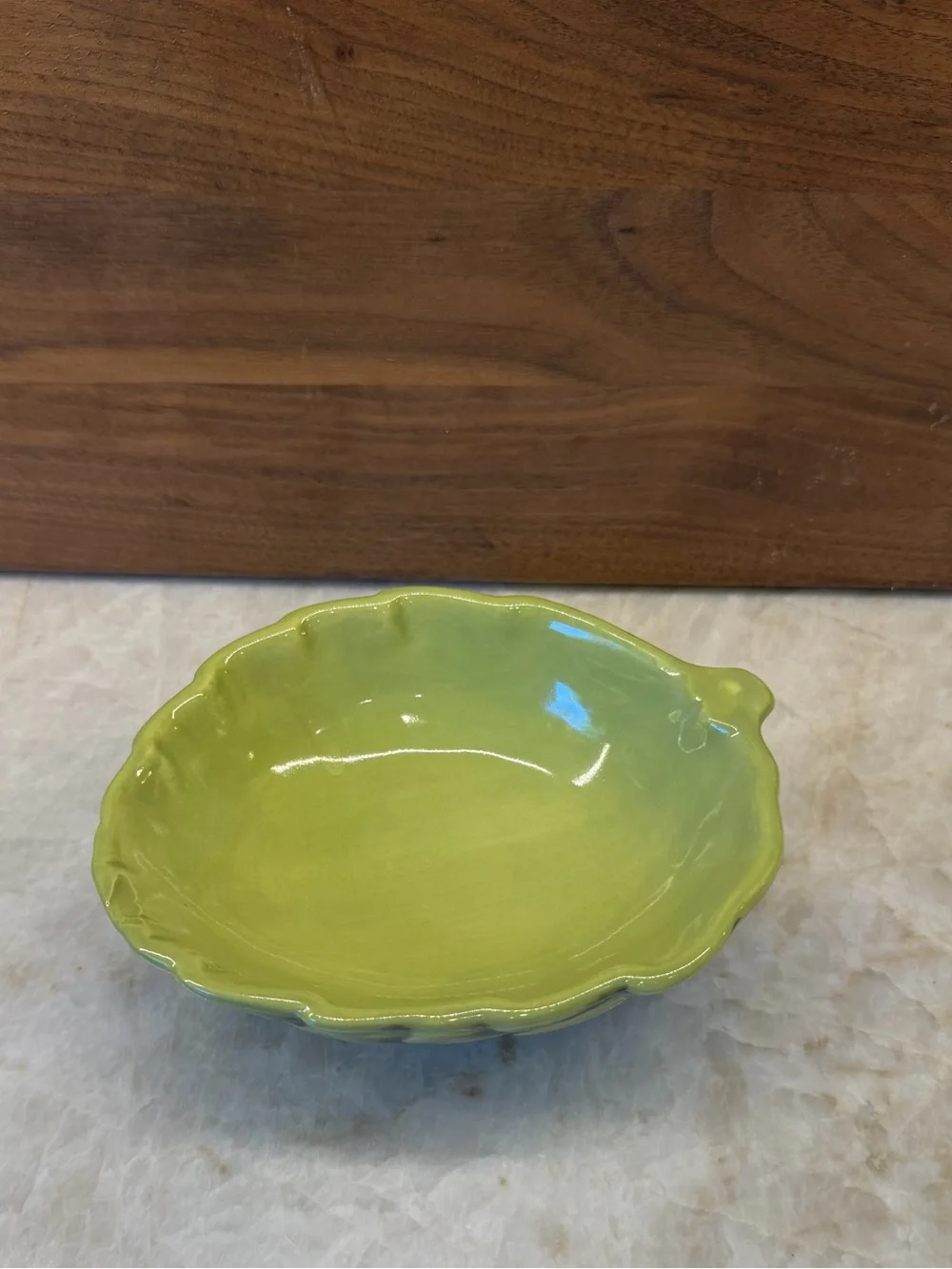 Pottery Barn garden pasta artichoke shaped serving bowl